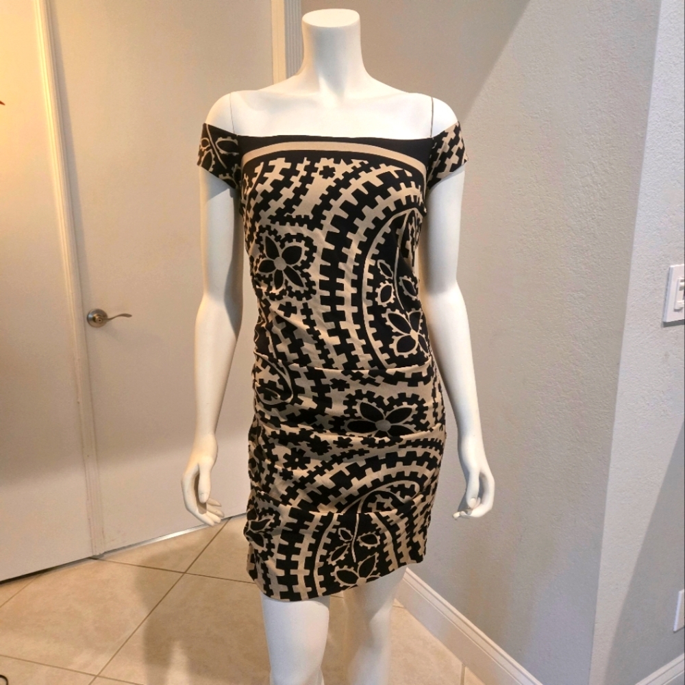 Nicole Miller Collection Silk Black and Tan Ruched Off-Shoulder Dress Size 6